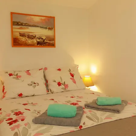 Prázdninový dům Holiday House St. Marina Pula
