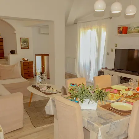 Prázdninový dům Holiday House St. Marina